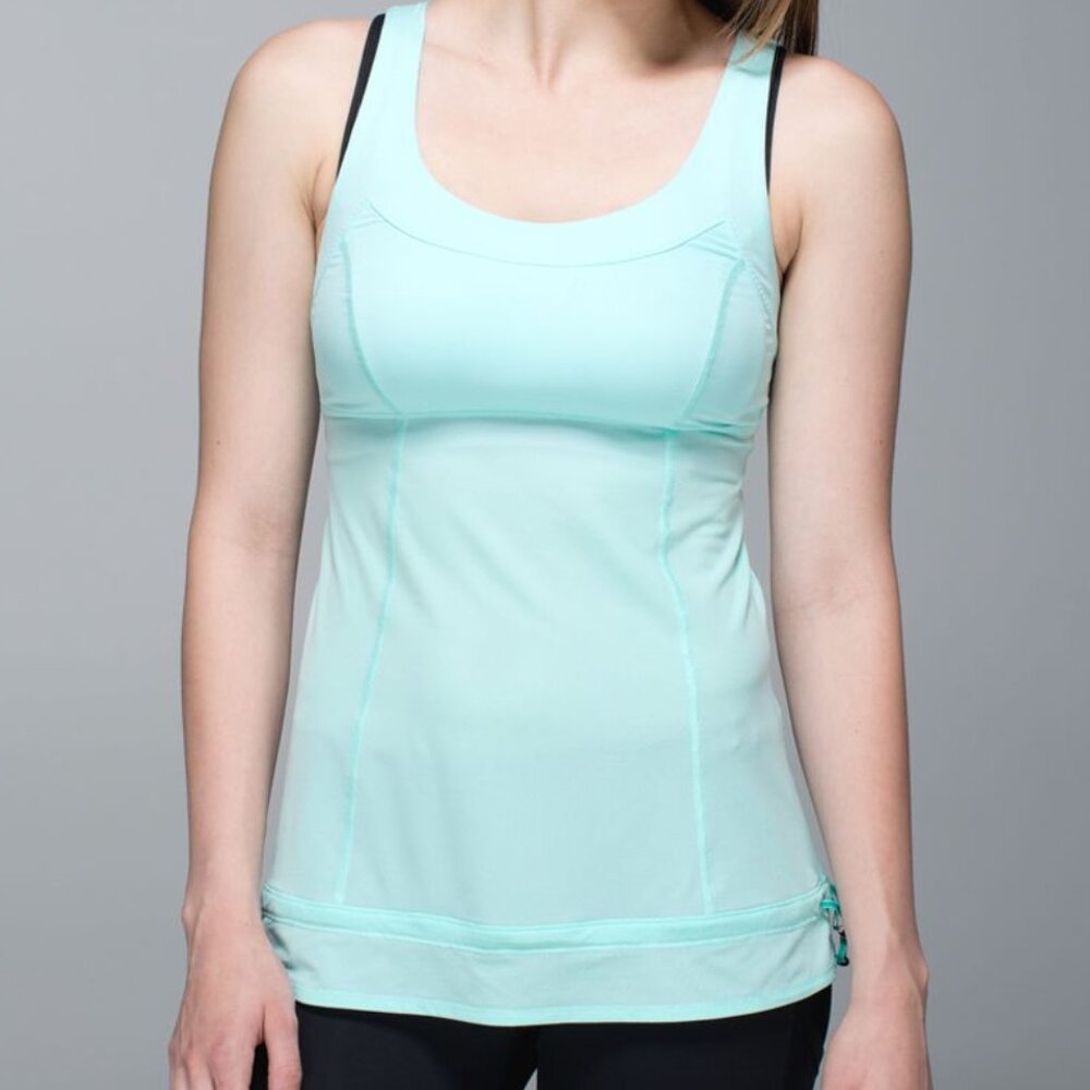 Lululemon Run: Ta Ta Topper